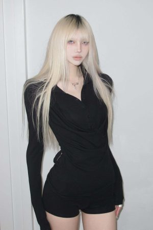 Rase le sol Draped Neck Slim-Fit Long Sleeve T-Shirt