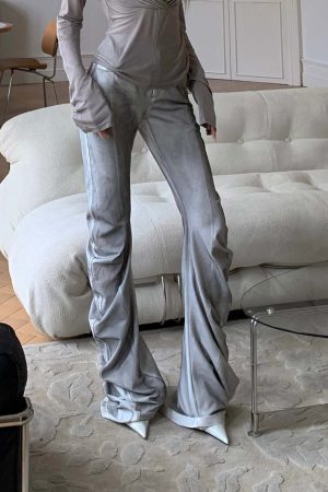 Rase le sol Draped Slouchy Glossed Pants