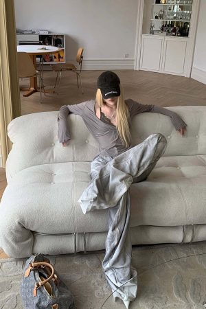 Rase le sol Draped Slouchy Glossed Pants