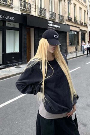 Rase le sol Embroidered Oversized Sweatshirt