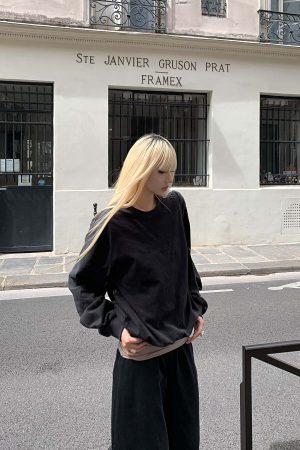 Rase le sol Embroidered Oversized Sweatshirt