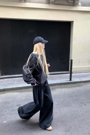 Rase le sol Embroidered Oversized Sweatshirt