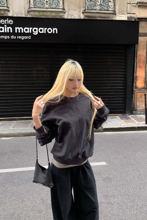 Rase le sol Embroidered Oversized Sweatshirt