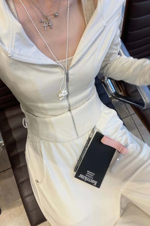 Rase le sol Fitted Hooded Zip Jacket