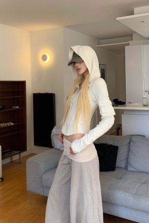 Rase le sol Fitted Hooded Zip Jacket