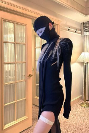 Rase le sol High Neck Cutout Bodycon Dress