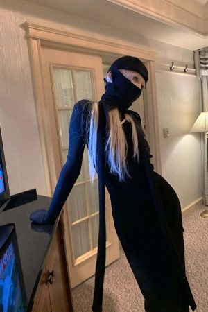 Rase le sol High Neck Cutout Bodycon Dress