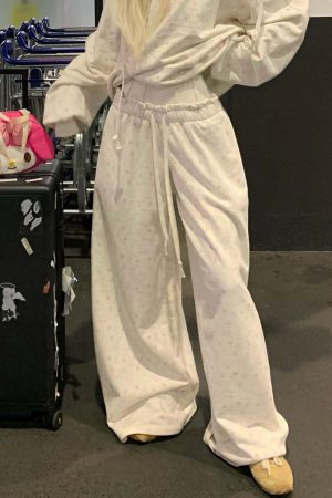 Rase le Sol Hoodie and Wide-Leg Pants Set