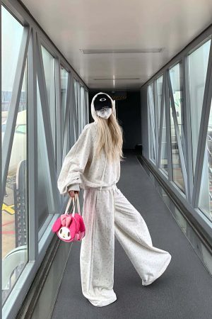 Rase le Sol Hoodie and Wide-Leg Pants Set