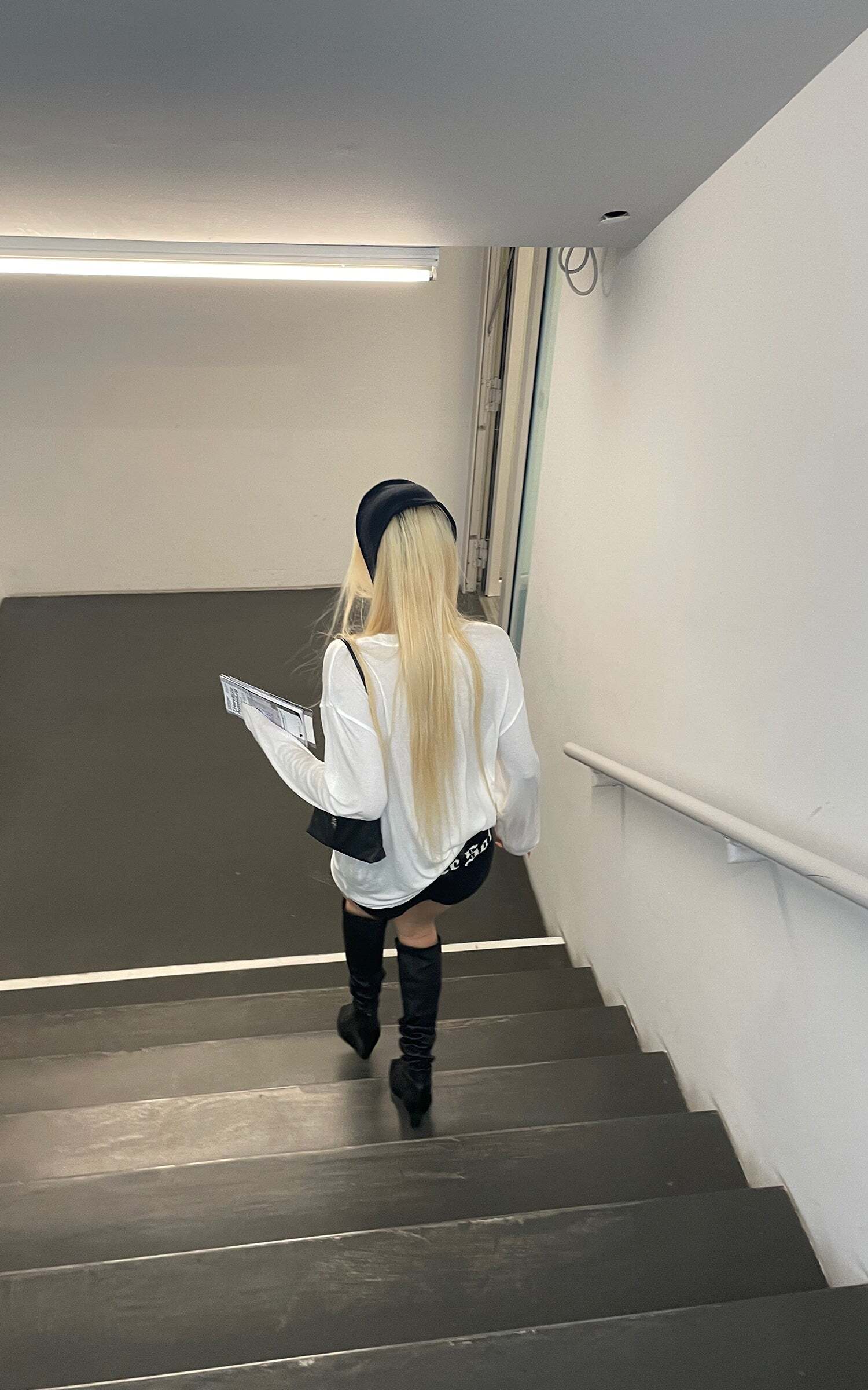 Rase le sol Knitted Shorts with Matching Headscarf Rase le sol Knitted Shorts with Matching Headscarf