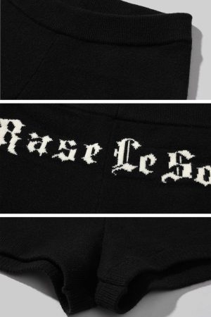 Rase le sol Knitted Shorts with Matching Headscarf