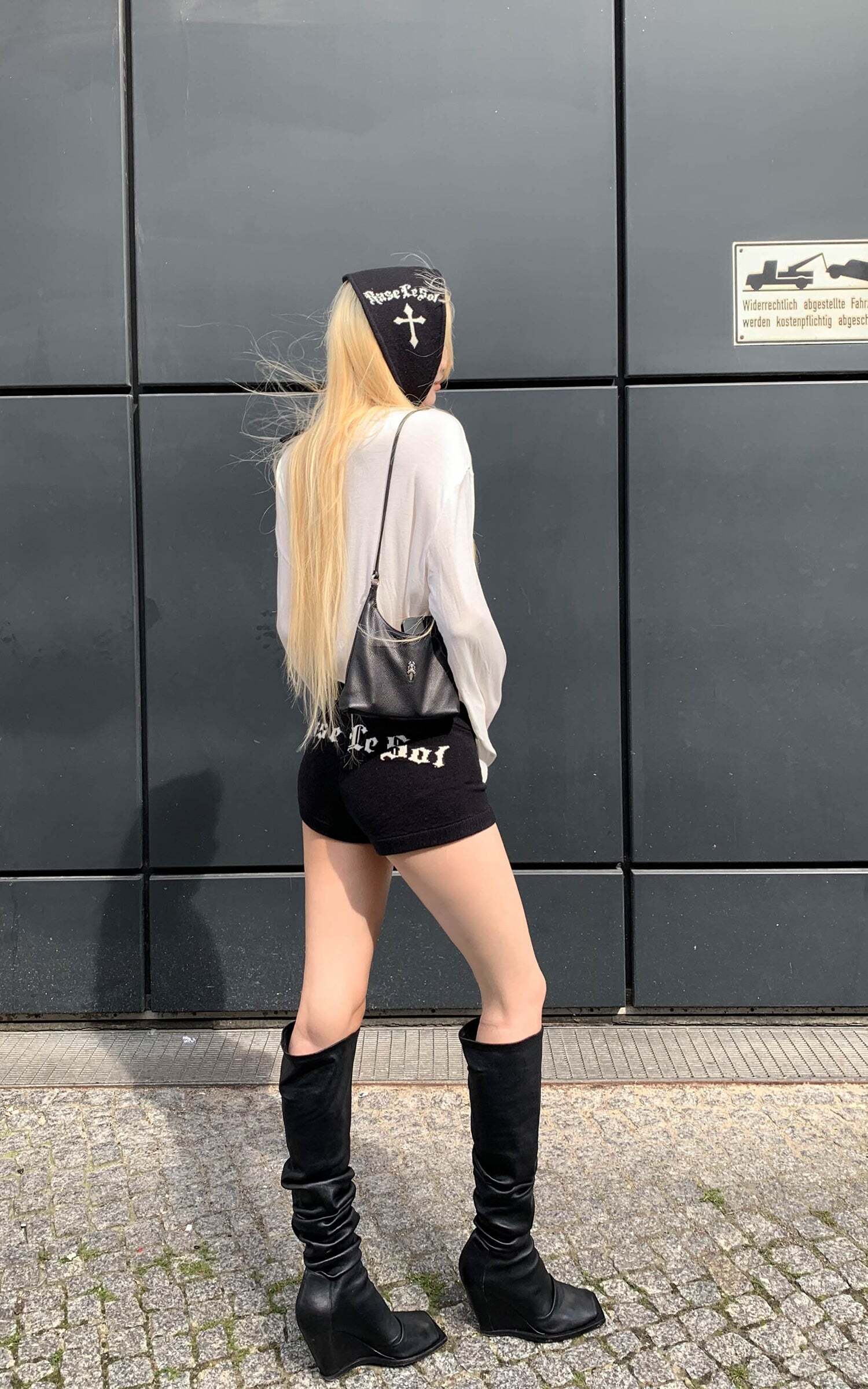 Rase le sol Knitted Shorts with Matching Headscarf Rase le sol Knitted Shorts with Matching Headscarf