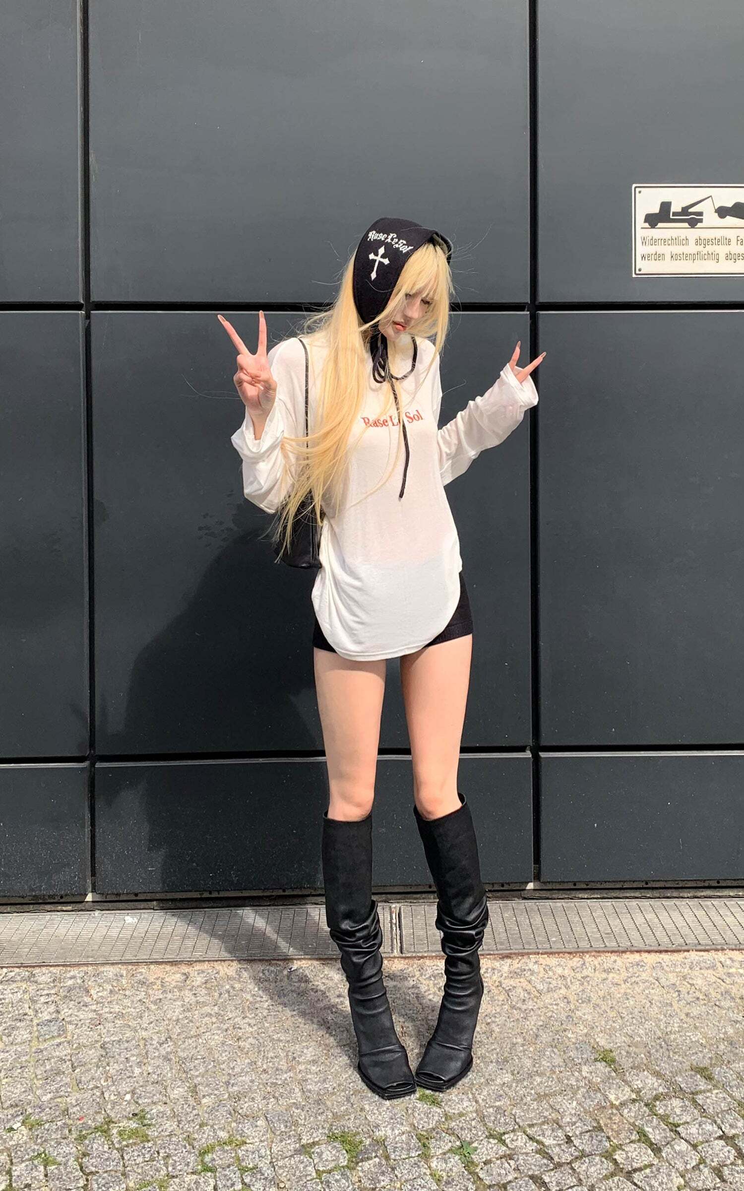 Rase le sol Knitted Shorts with Matching Headscarf Rase le sol Knitted Shorts with Matching Headscarf