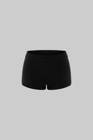 Rase le sol Knitted Shorts with Matching Headscarf