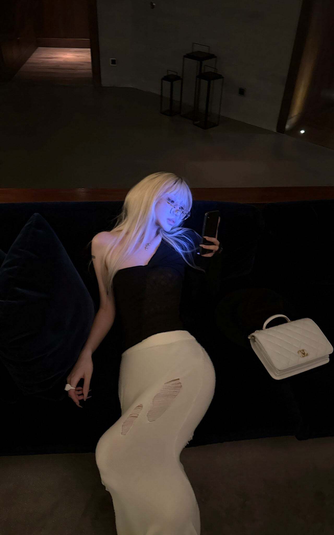 Rase le sol Lace and Mesh Panel Off-Shoulder Top Rase le sol Lace and Mesh Panel Off-Shoulder Top