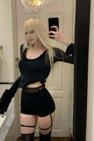 Rase Le Sol Lace Detail Hoodie & Shorts Set