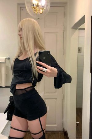 Rase Le Sol Lace Detail Hoodie & Shorts Set