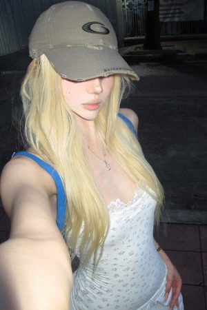 Rase le sol Lace Floral Bodysuit