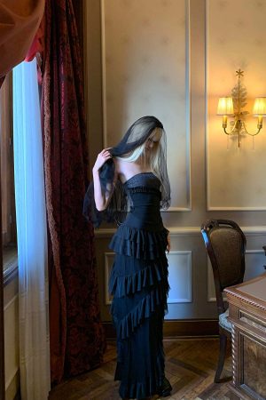 Rase le sol Lace Ruffle Trim Strapless Top