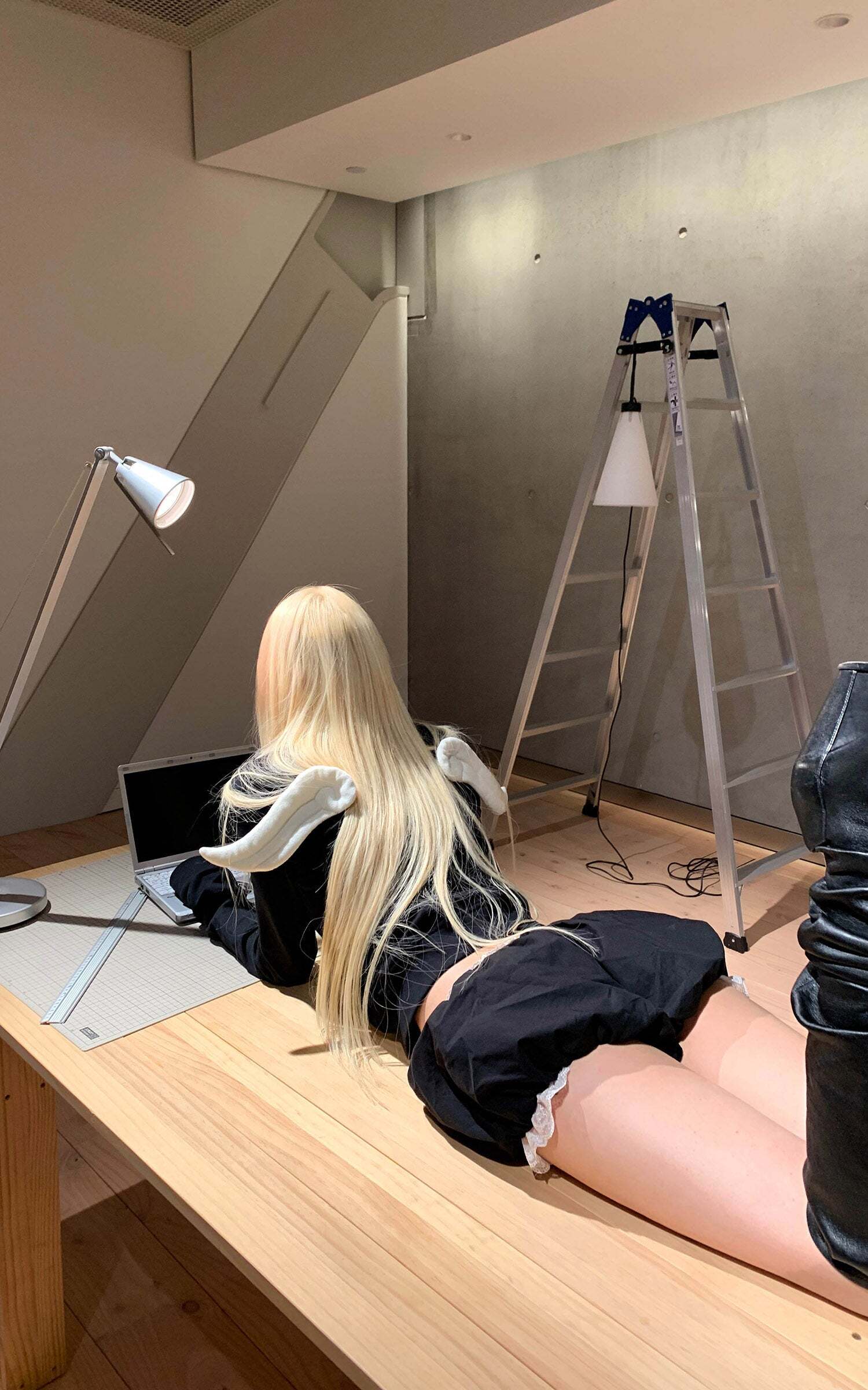 Rase le sol Lace-Trimmed Bubble Shorts Rase le sol Lace-Trimmed Bubble Shorts