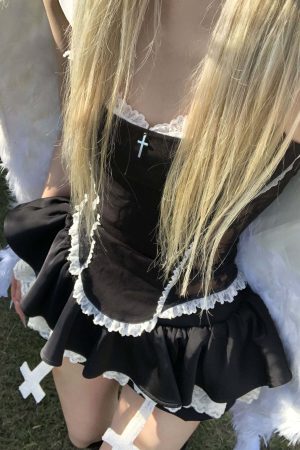 Rase le sol Lace-Trimmed Vest and Skirt Set with Cross Detail