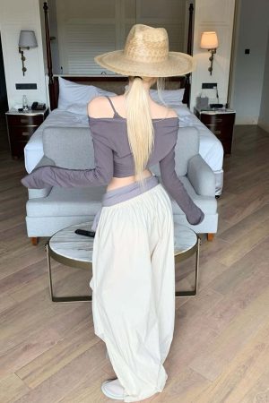 Rase le sol Off-Shoulder Paneled Long Sleeve Top