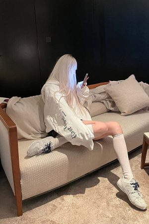 Rase le sol Oversized Hooded Zip-Up Sweatshirt