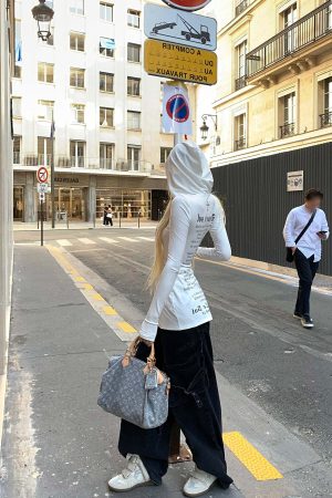 Rase le sol Printed Fitted Hoodie with Slit Hem