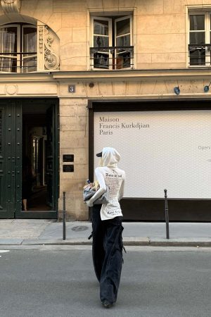 Rase le sol Printed Fitted Hoodie with Slit Hem