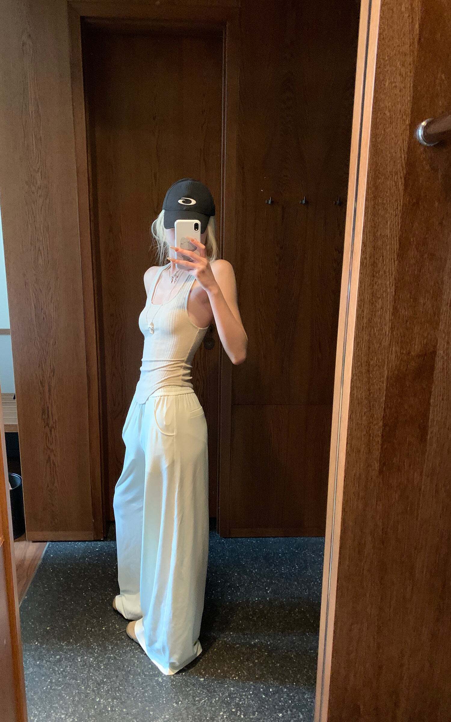 Rase le sol Ribbed Embroidered Tank Top Rase le sol Ribbed Embroidered Tank Top