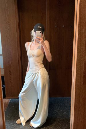 Rase le sol Ribbed Embroidered Tank Top