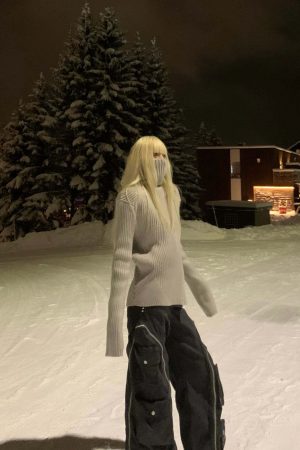 Rase le sol Ribbed High-Neck Sweater