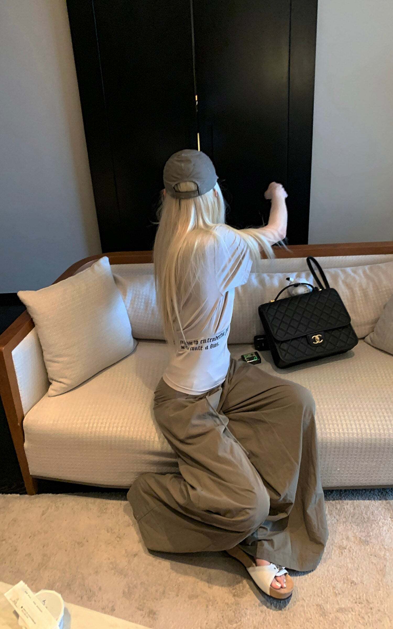 Rase le sol Ruched Waist Gothic Text Fitted T-Shirt Rase le sol Ruched Waist Gothic Text Fitted T-Shirt