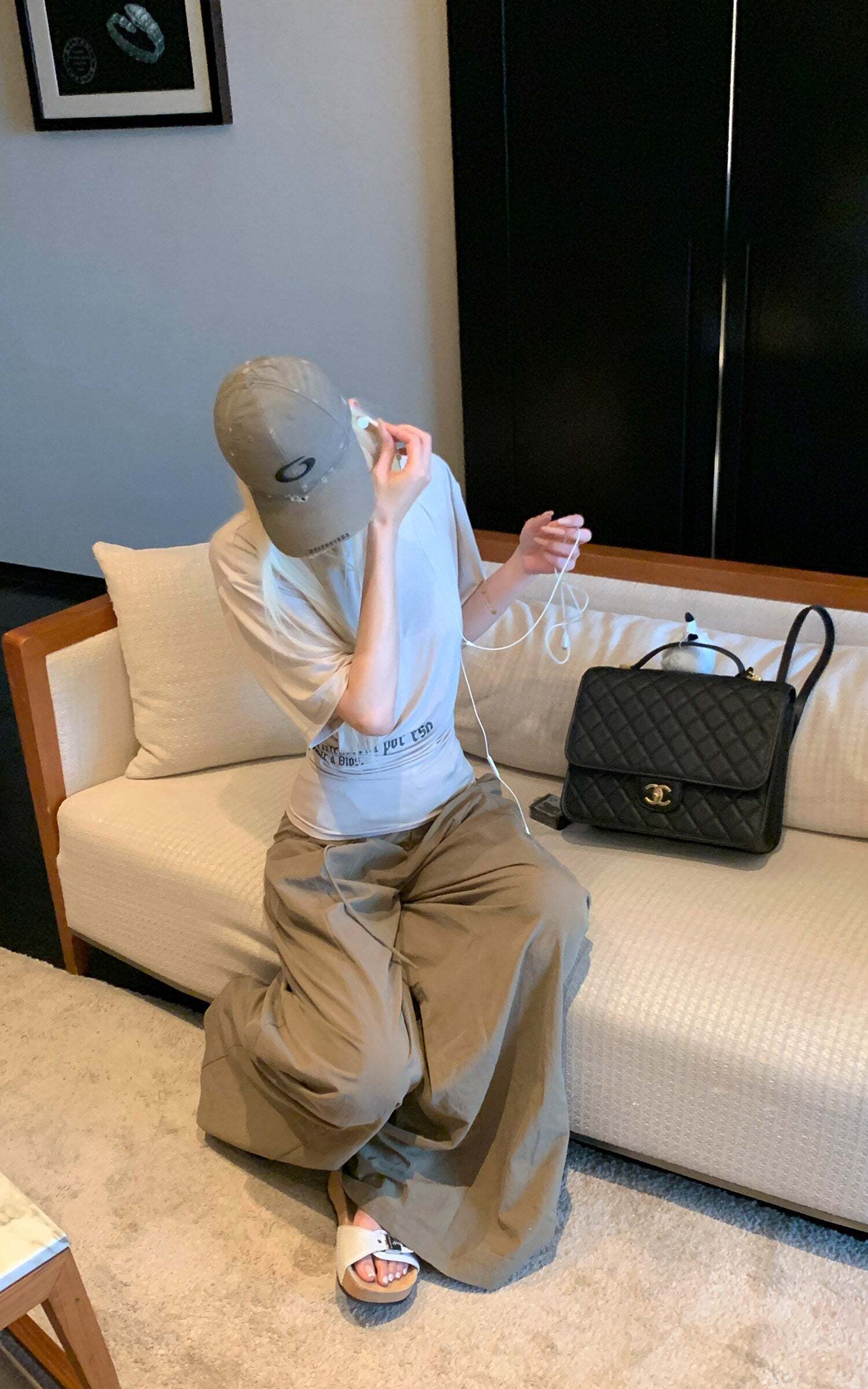 Rase le sol Ruched Waist Gothic Text Fitted T-Shirt Rase le sol Ruched Waist Gothic Text Fitted T-Shirt