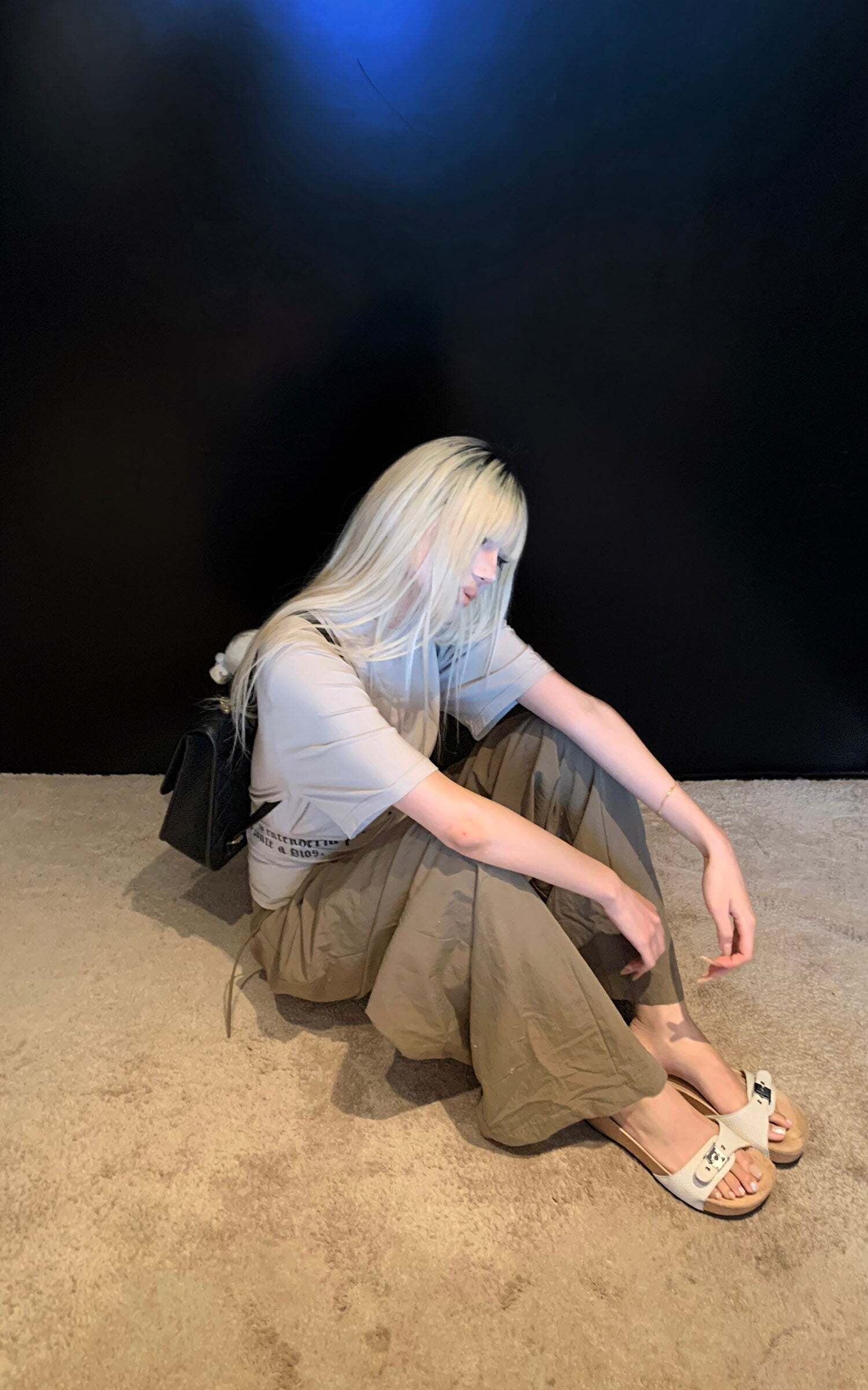 Rase le sol Ruched Waist Gothic Text Fitted T-Shirt Rase le sol Ruched Waist Gothic Text Fitted T-Shirt