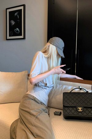 Rase le sol Ruched Waist Gothic Text Fitted T-Shirt