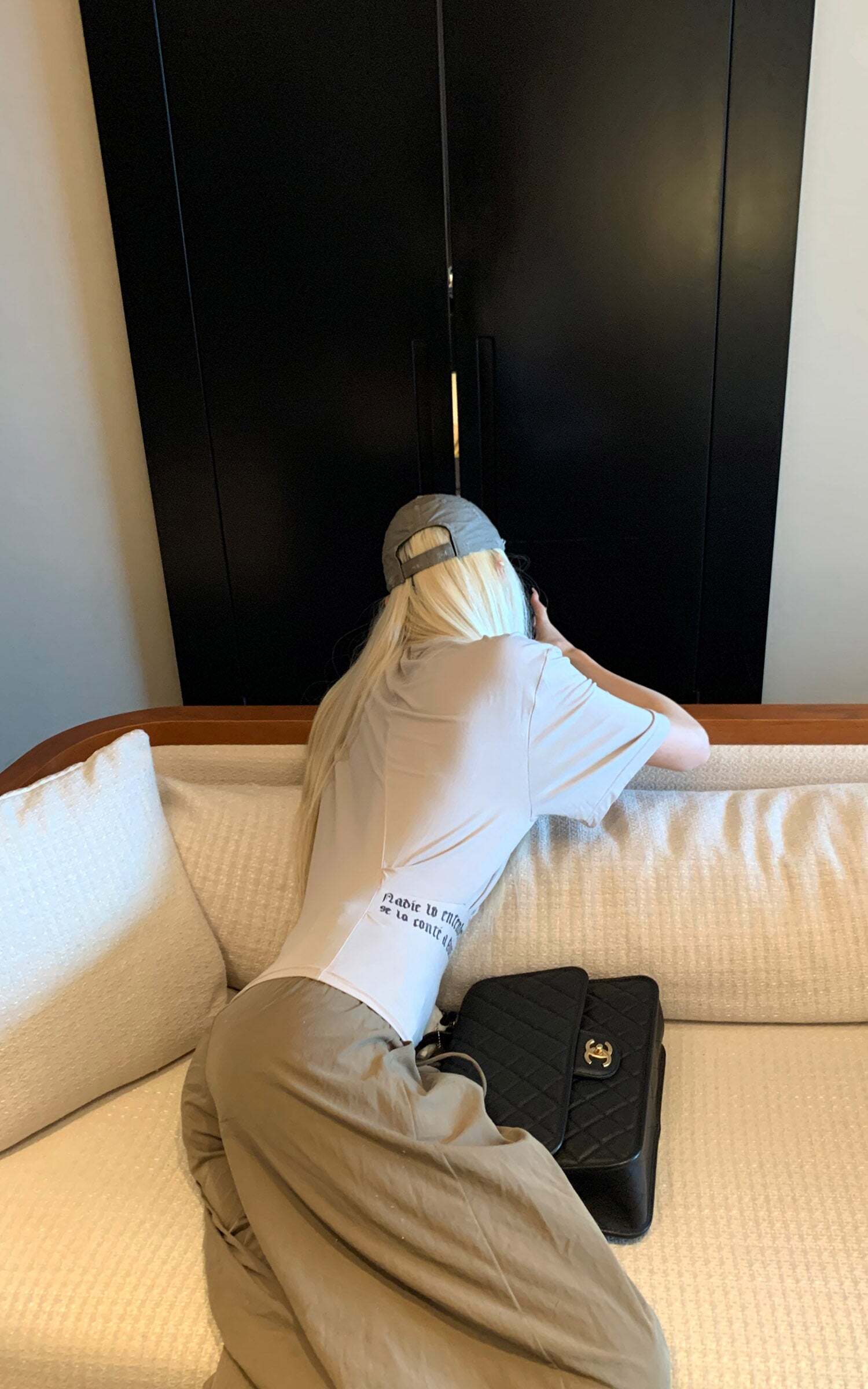 Rase le sol Ruched Waist Gothic Text Fitted T-Shirt Rase le sol Ruched Waist Gothic Text Fitted T-Shirt