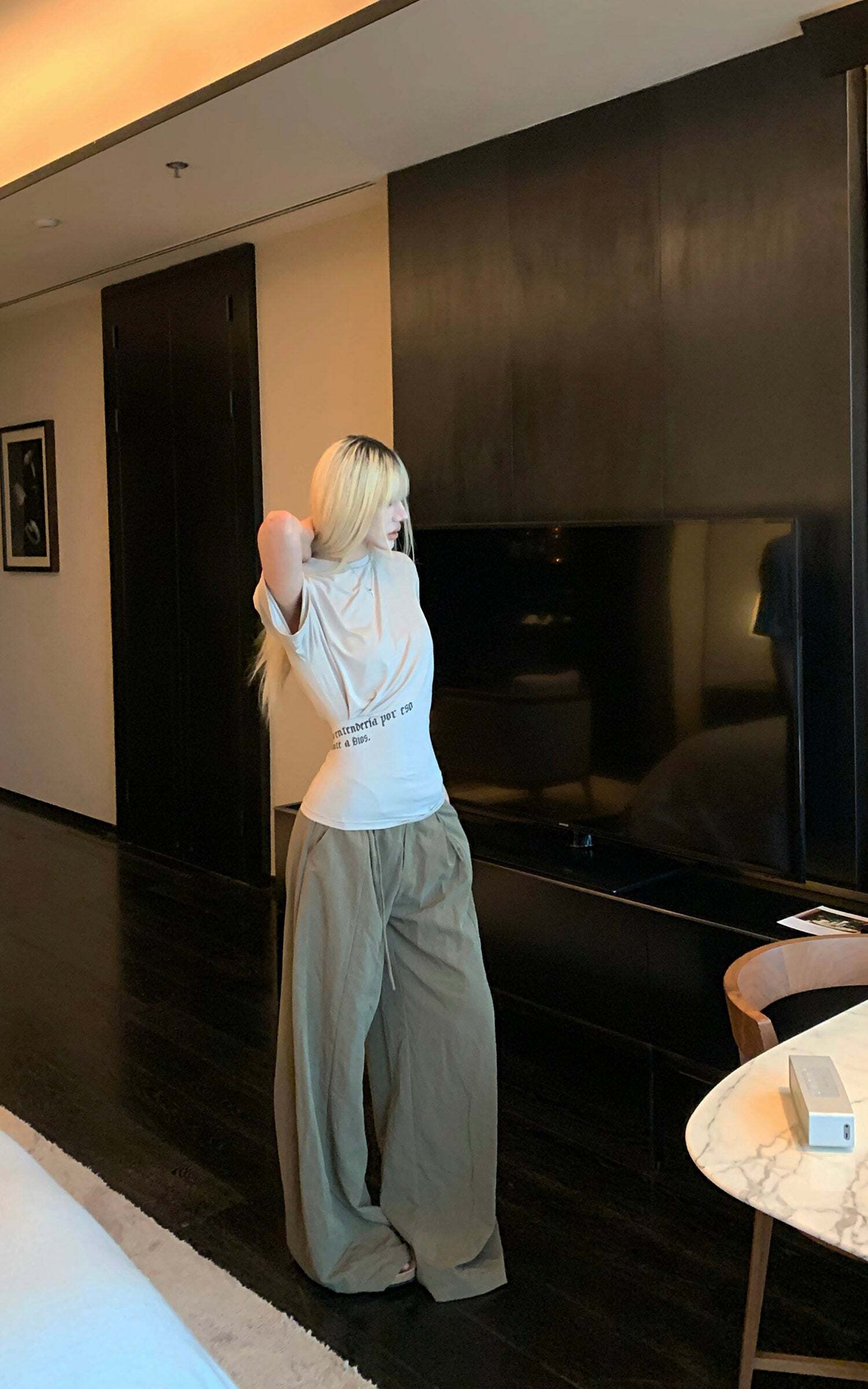 Rase le sol Ruched Waist Gothic Text Fitted T-Shirt Rase le sol Ruched Waist Gothic Text Fitted T-Shirt