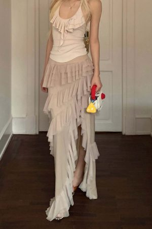 Rase le sol Ruffled Halter Sleeveless Knit Top in Soft Cream