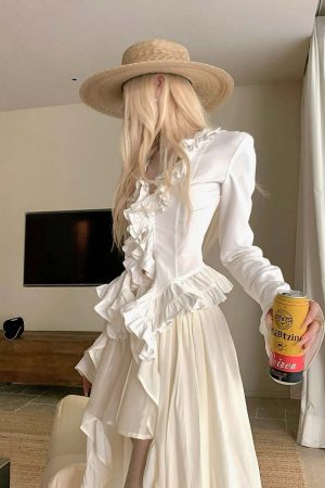 Rase le sol Ruffled Sculptural Shirt