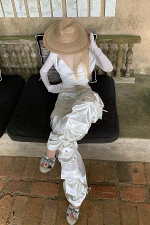 Rase le sol Satin Multi-Pocket Cargo Pants