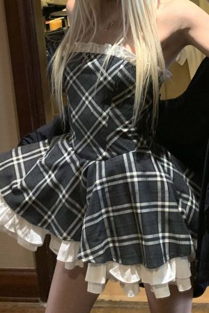 Rase le sol Strapless Sculpted Dress with Check Pattern and Tiered Lace