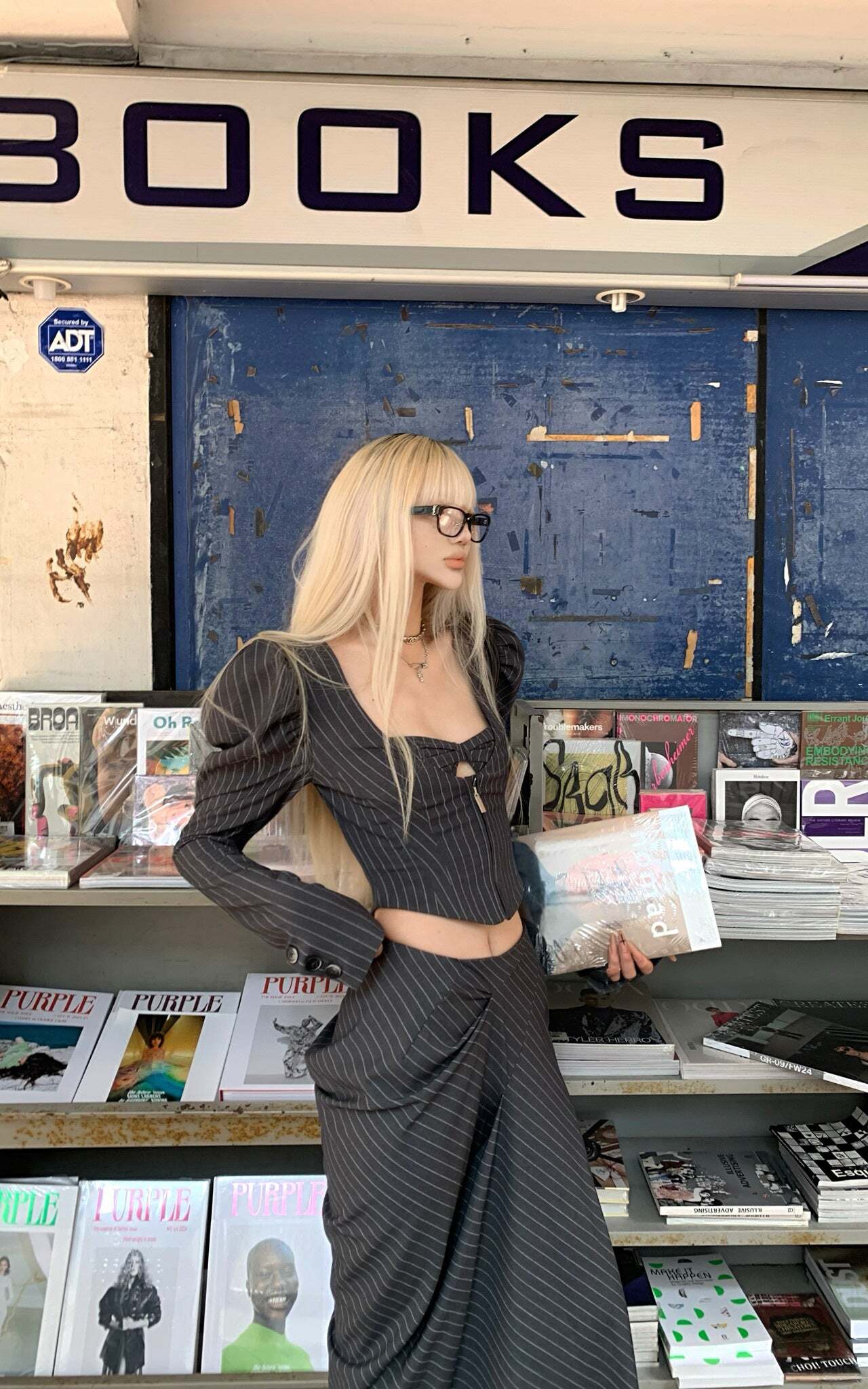 Rase le sol Striped Panel Blazer & High-Waisted Skirt Set Rase le sol Striped Panel Blazer & High-Waisted Skirt Set