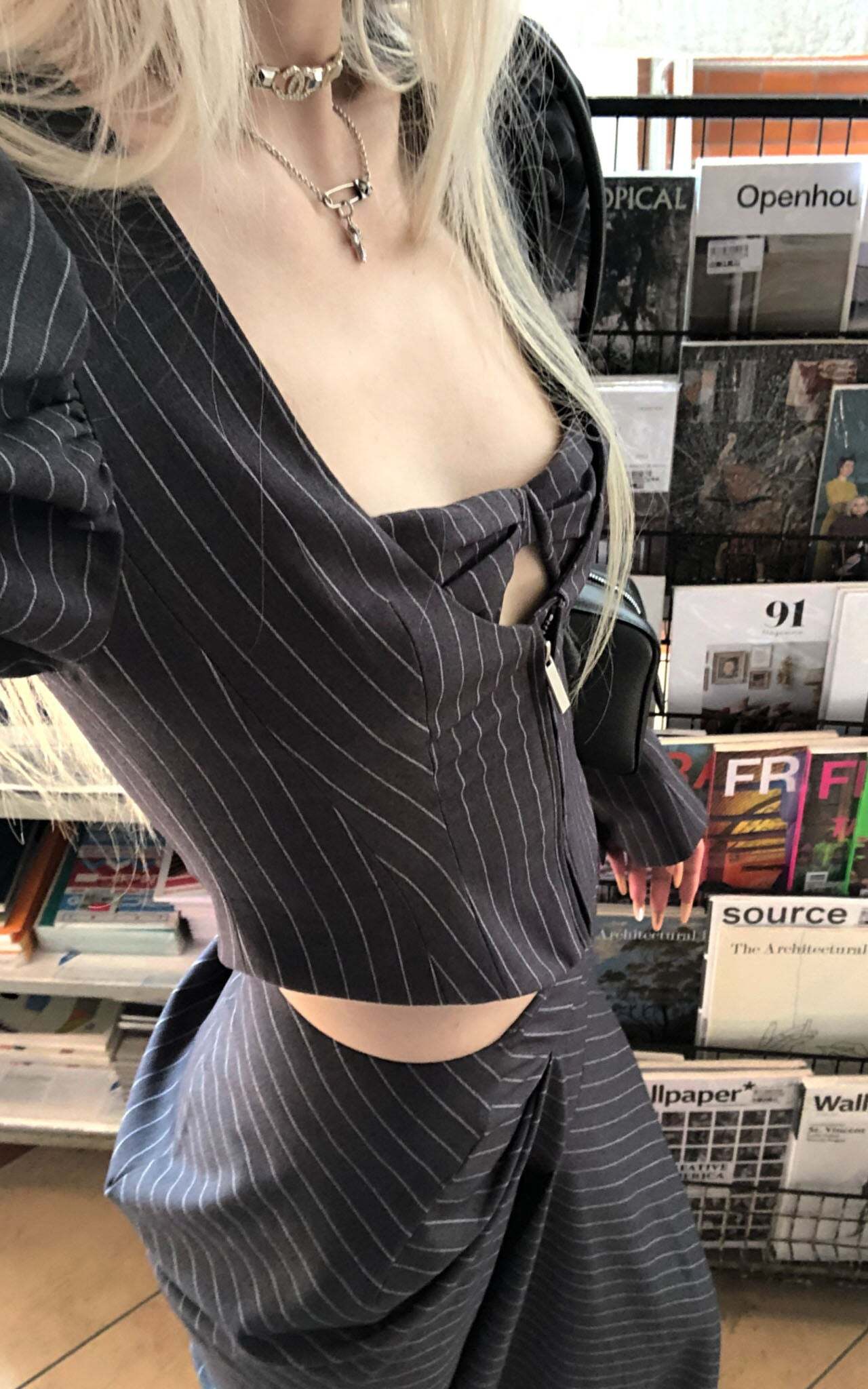 Rase le sol Striped Panel Blazer & High-Waisted Skirt Set Rase le sol Striped Panel Blazer & High-Waisted Skirt Set