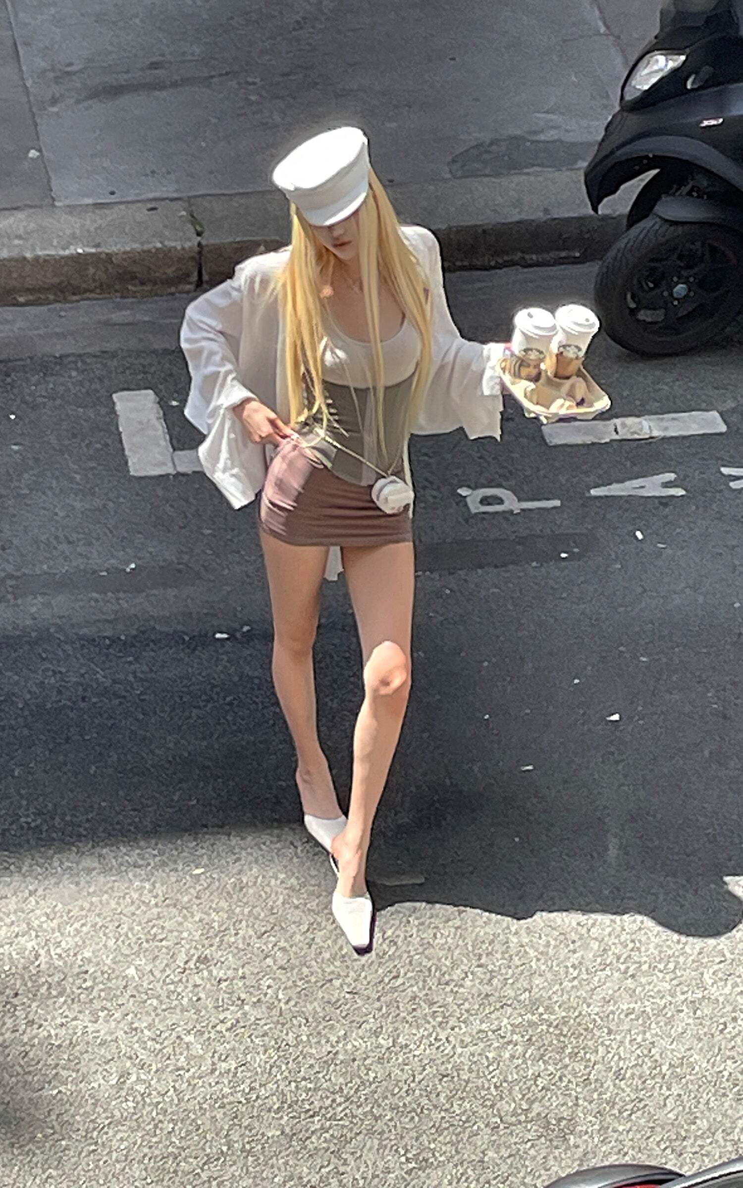 Rase le sol Structured Waist Tank Dual Paneled Silhouette Rase le sol Structured Waist Tank Dual Paneled Silhouette