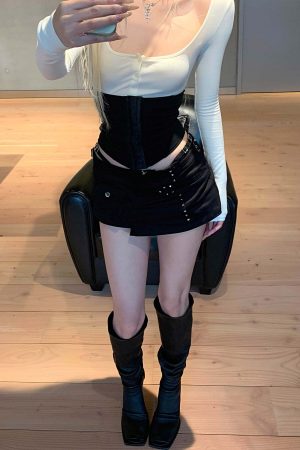 Rase le sol Studded Asymmetric Mini Skirt