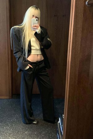 Rase le sol Suit Set Relaxed Straight Pants and Structured Blazer