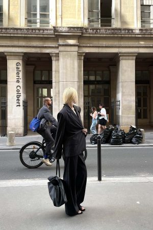 Rase le sol Suit Set Relaxed Straight Pants and Structured Blazer