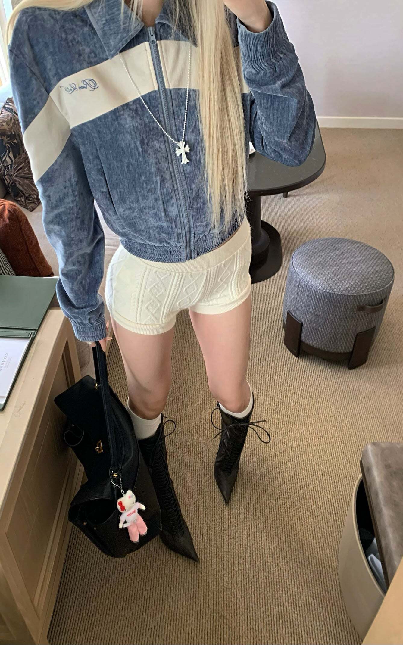 Rase le sol Textured Cable Knit Shorts Rase le sol Textured Cable Knit Shorts