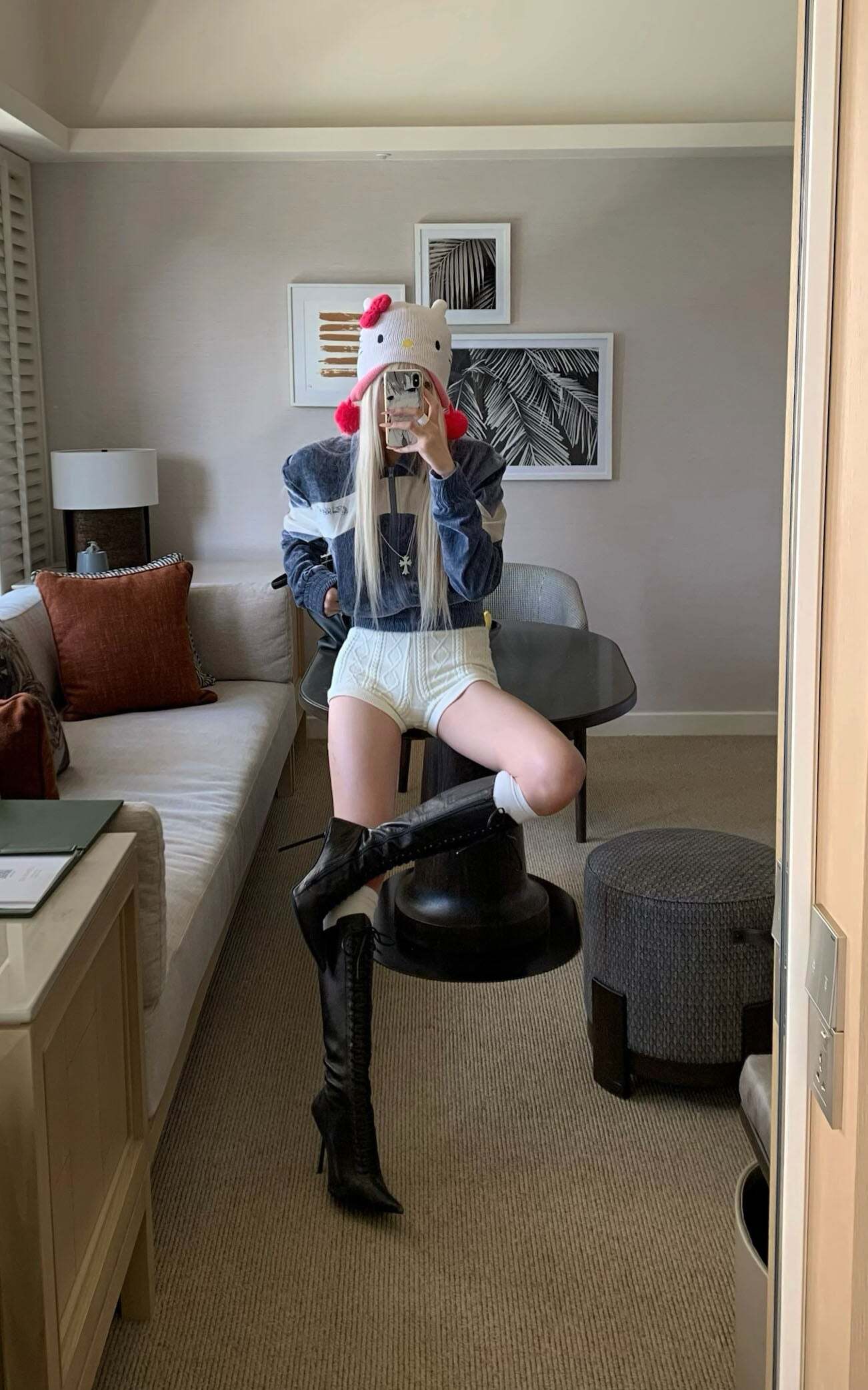 Rase le sol Textured Cable Knit Shorts Rase le sol Textured Cable Knit Shorts